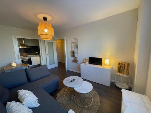 Apartamento A Un Paso De La Playa En Ares Con Piscina Y Parking מראה חיצוני תמונה